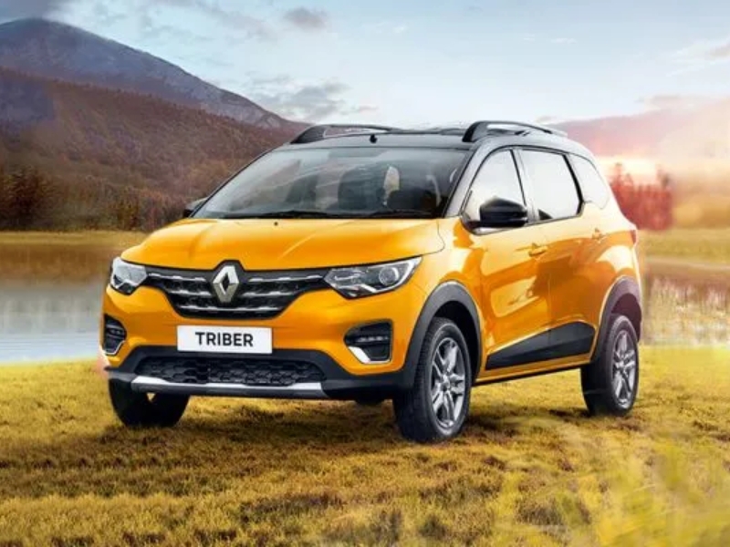 Best 7 Seater Cars : ఫ్యామిలీ కోసం 7 సీటర్​ కారు కొనాలా? రూ.10 లక్షల్లో బెస్ట్ మోడల్స్ ఇవే!