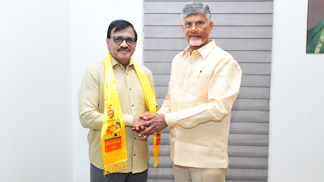 YSRCP MLC Mohammed Iqbal joining to tdp ahead of elections