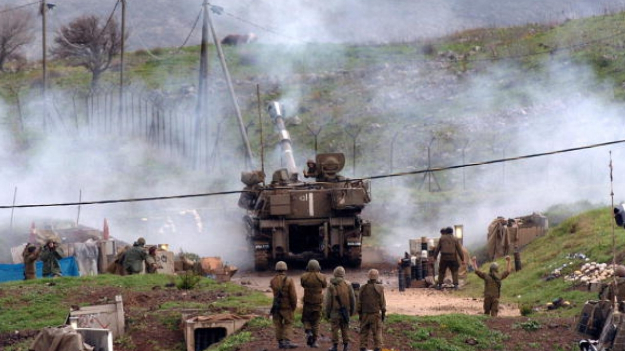 Israel Hits Hezbollah Targets in Syria: హెజ్‌బొల్లా స్థావరాలపై ఇజ్రాయెల్ భీకర దాడి.. వీడియో రిలీజ్