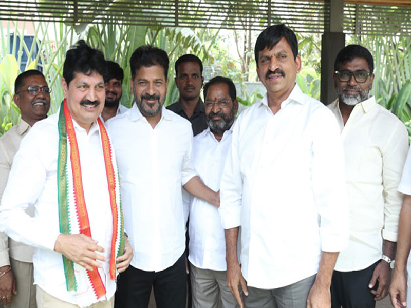 Tellam Venkatrao Joined Congress: బీఆర్ఎస్‌కు షాక్.. కాంగ్రెస్‌లో చేరిన తెల్లం వెంకట్రావ్..!