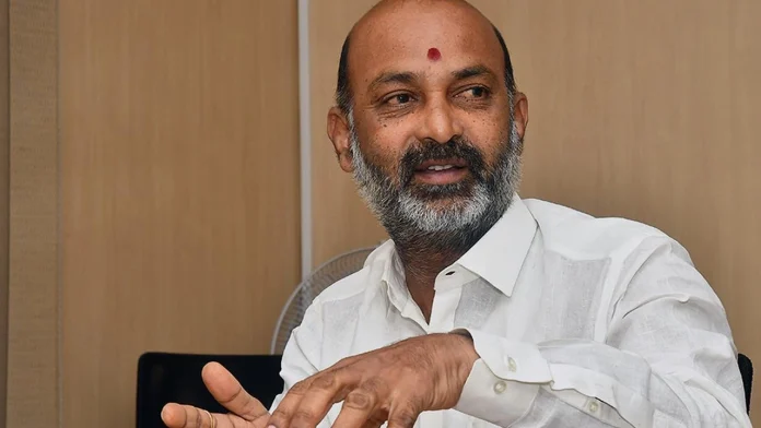 Bandi sanjay comments on BRS shock to parliament election 2024 result
