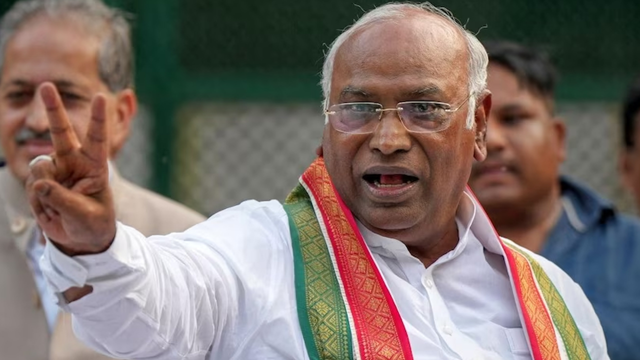 Kharge comments on  PM Modi: మోదీపై హాట్ కామెంట్స్, చేసింది చాలు, ప్రజా జీవితం నుంచి..