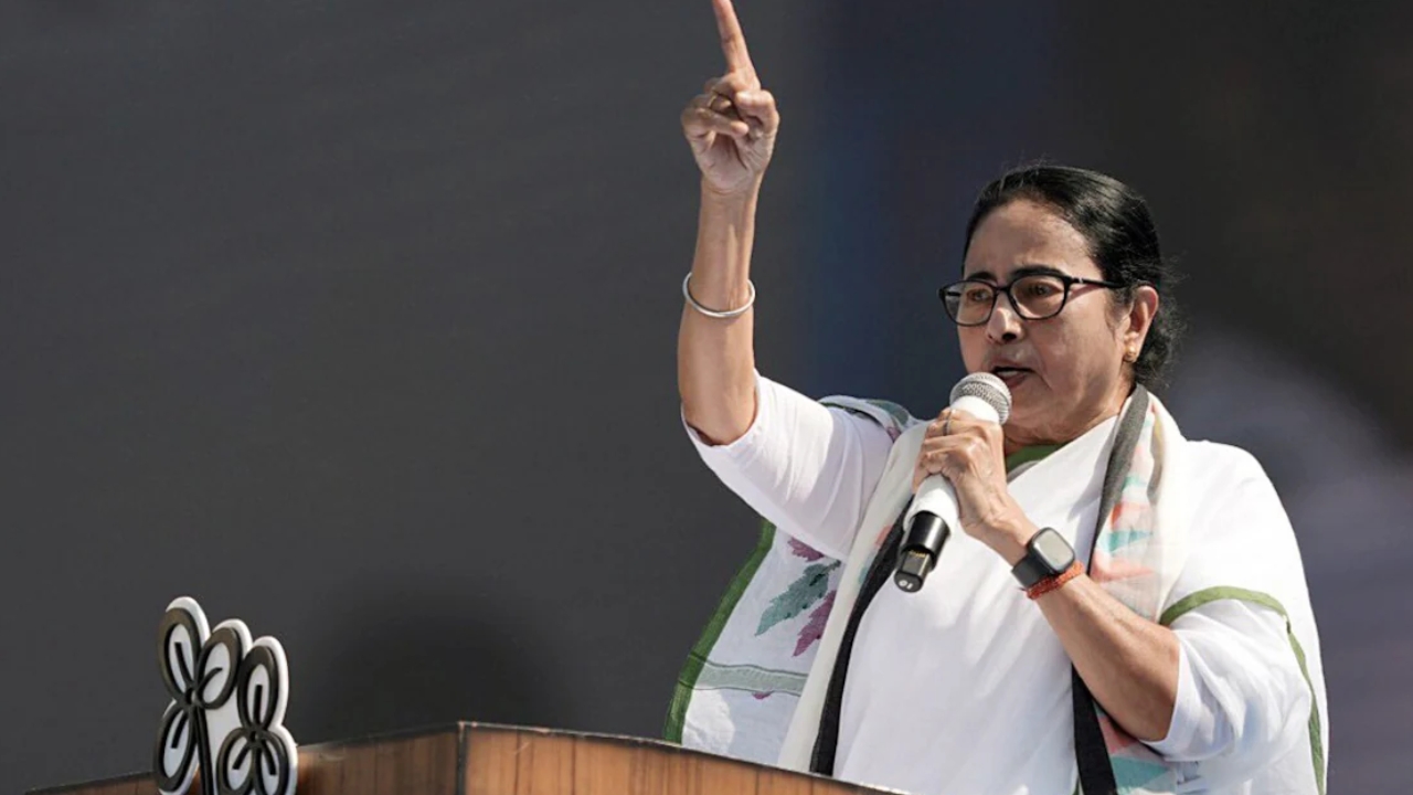 Mamata Banerjee: ఆ OBC సర్టిఫికెట్లు చెల్లవన్న హైకోర్టు.. బీజేపీపై మమతా ఆగ్రహం