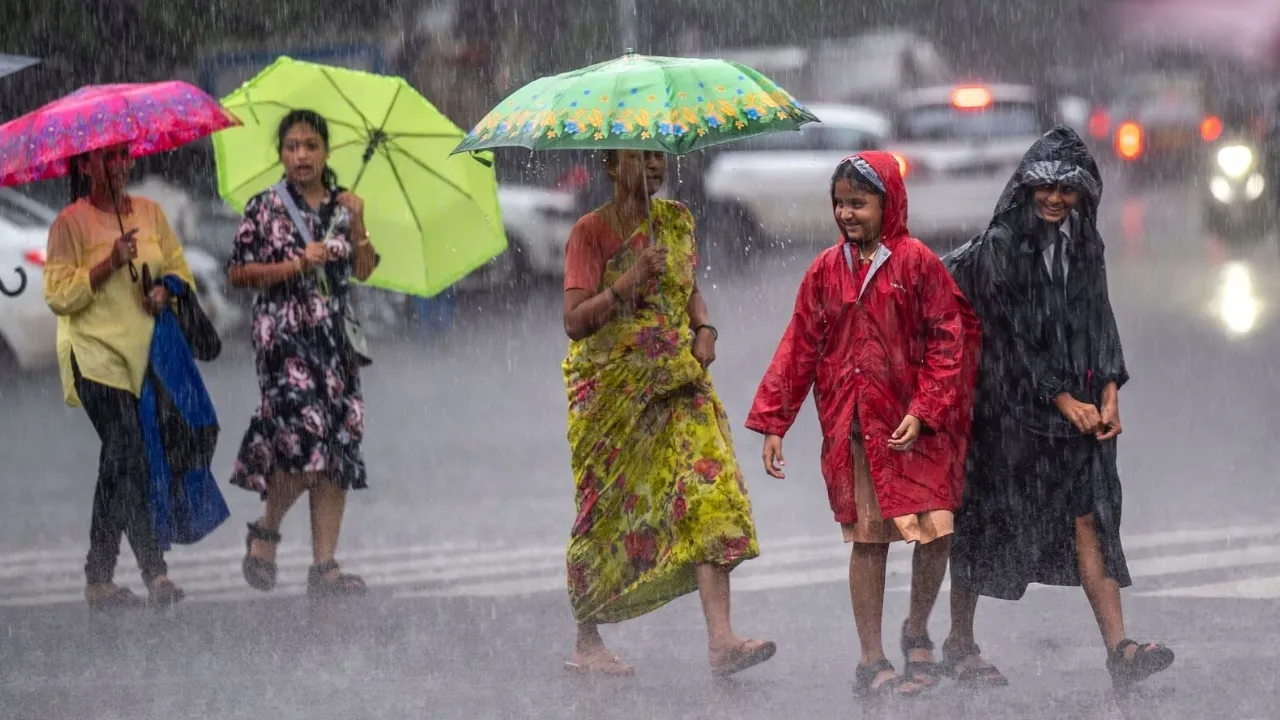 India Rain Forecast: జూన్ – సెప్టెంబర్‌లో భారీ వర్షాలు కురుస్తాయి: వాతావరణ శాఖ వెల్లడి