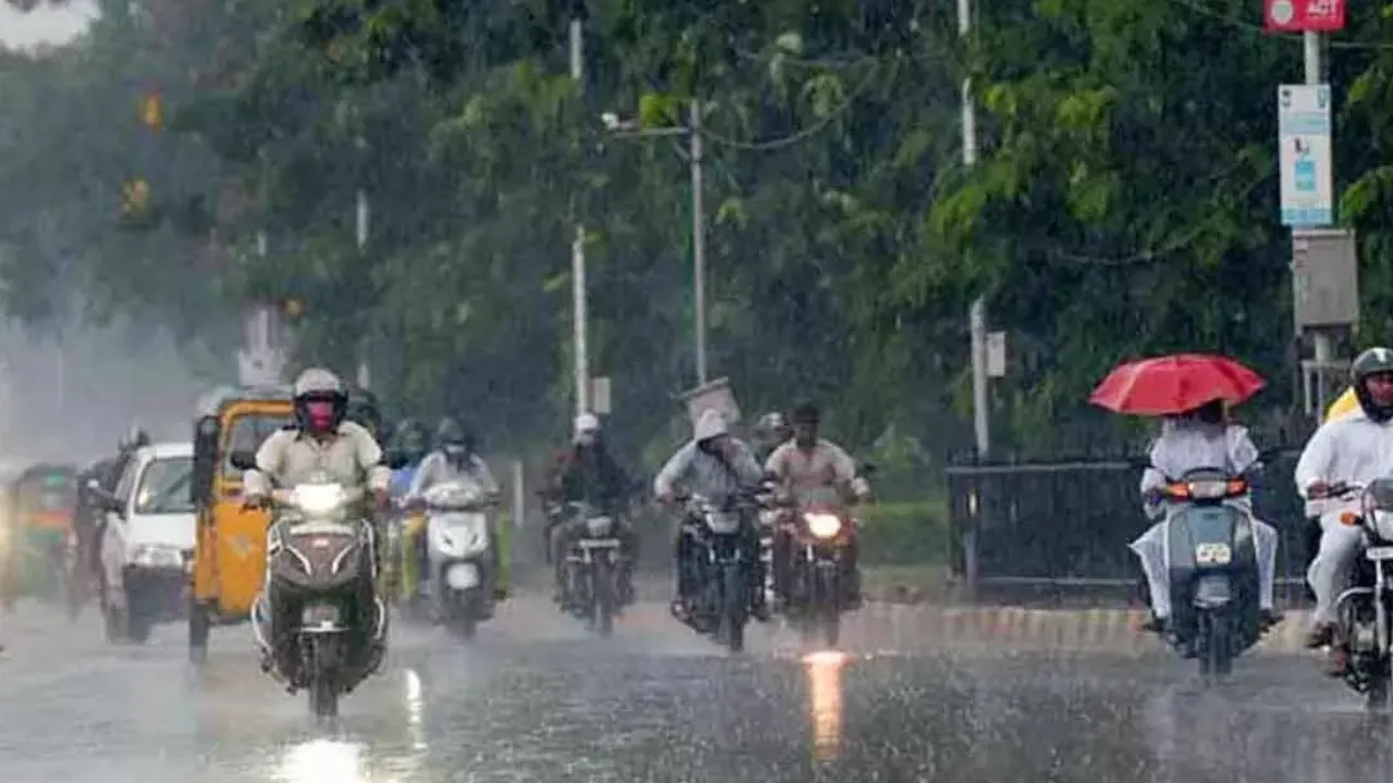 Telugu States Weather Updates: తెలుగు ప్రజలకు గుడ్ న్యూస్.. చల్లబడనున్న వాతావరణం!