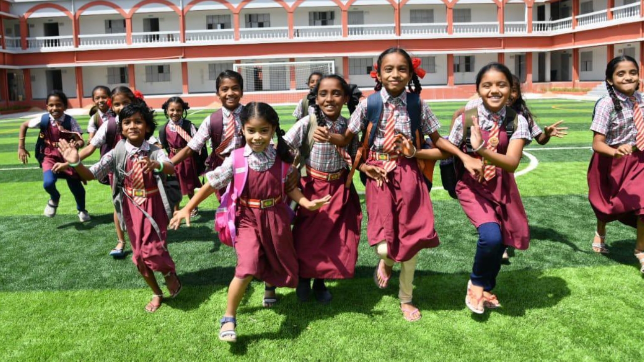 TS School Academic Year Calendar Released: రిలీజైన విద్యా సంవత్సర క్యాలెండర్..  పాఠశాలలు ఎప్పటినుంచి ప్రారంభమంటే..?