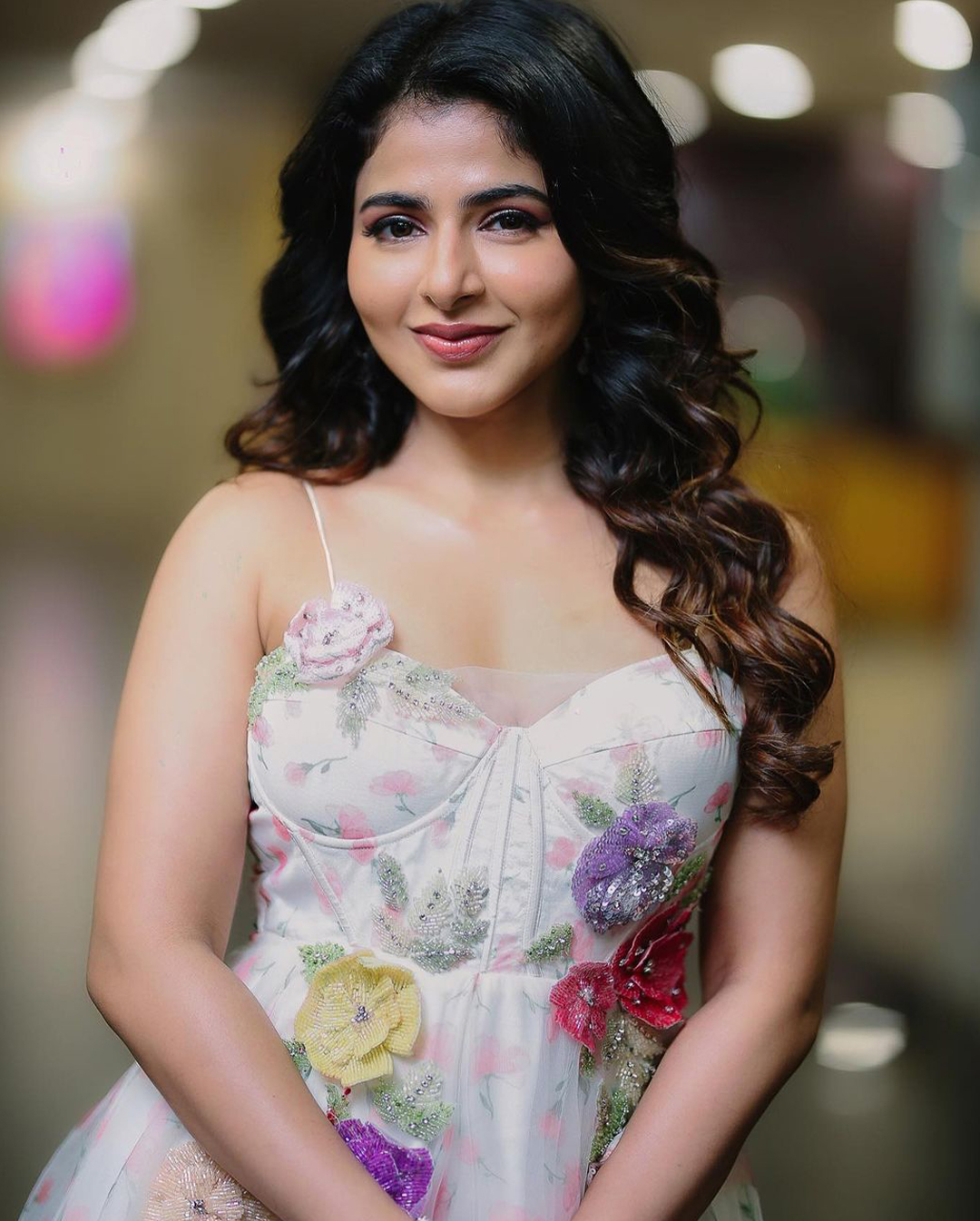 Iswarya Menon: హృదయాలను కొల్లకొడుతున్న ఐశ్వర్య మీనన్..