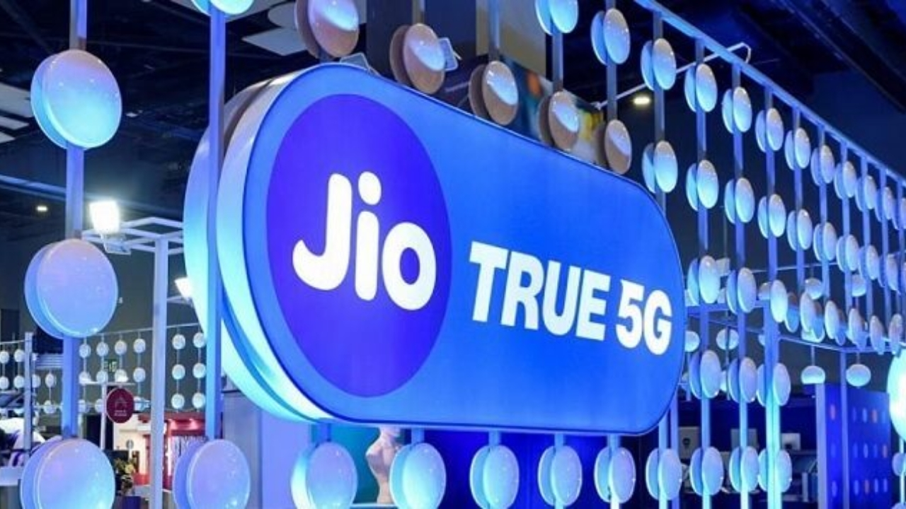 Jio New OTT Plan Launch : జియో బంపరాఫర్.. Netflix, Amazonతో పాటు 15 OTTల సబ్‌స్క్రిప్షన్ ఫ్రీ!