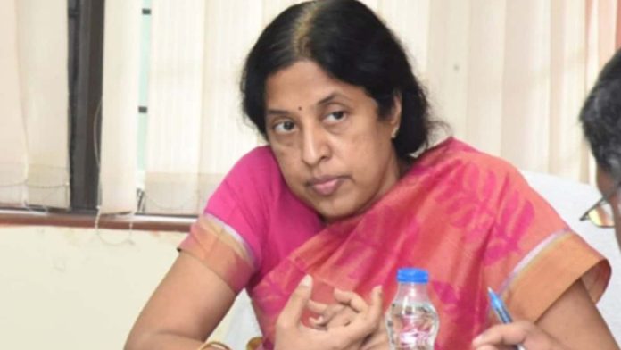Another shock to IAS SriLaxmi, file rejected by Minister Narayana