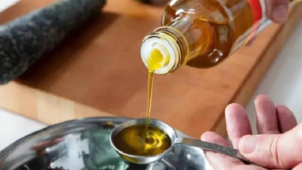 Cooking Oil: వంటనూనెను ఆ చోట పెడుతున్నారా.. ఎంత ప్రమాదమో తెలుసా