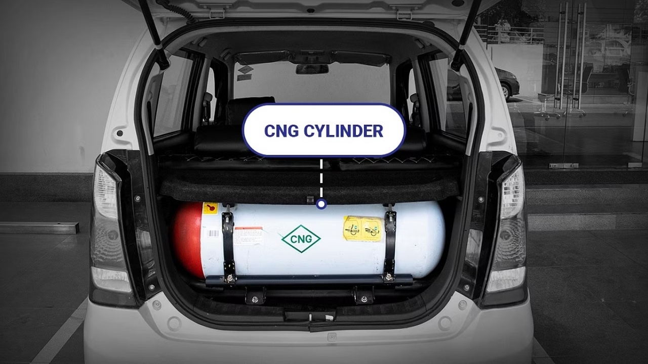 CNG Car Safety: డ్రైవ్ చేస్తున్నప్పుడు ఈ తప్పులు చేయకండి.. లేదంటే కారు బ్లాస్ట్ అవడం పక్కా..!