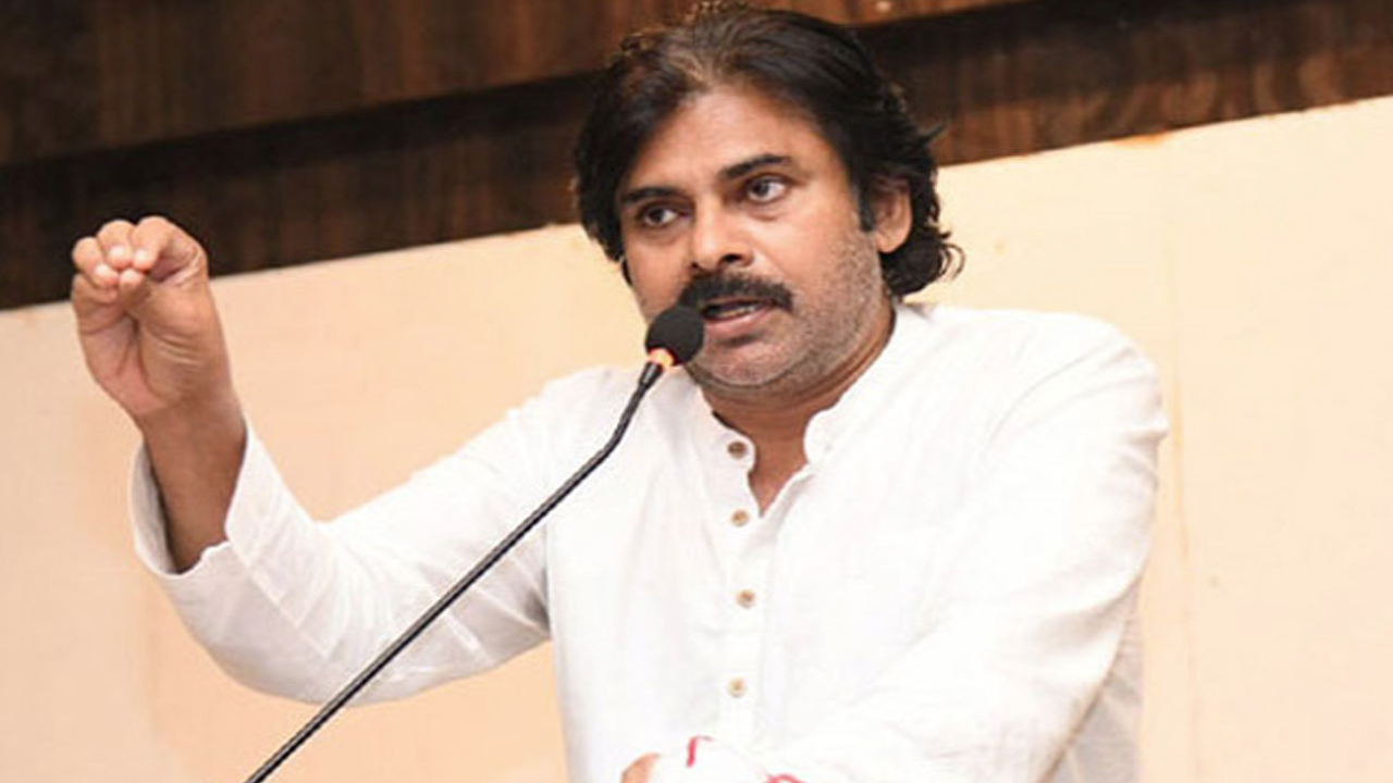 Pawan Kalyan: పూల బొకేలు.. శాలువాలు తీసకురావద్దు.. కార్యకర్తలకు జనసేనాని విజ్ఞప్తి..