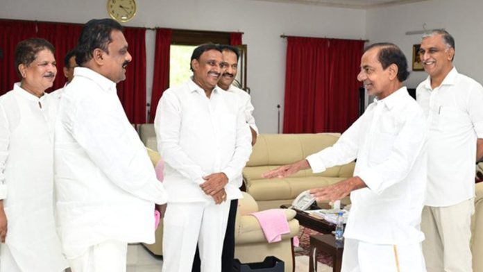 Kcr meeting with Party Mla at farmhouse, golden days in future, Ktr skip