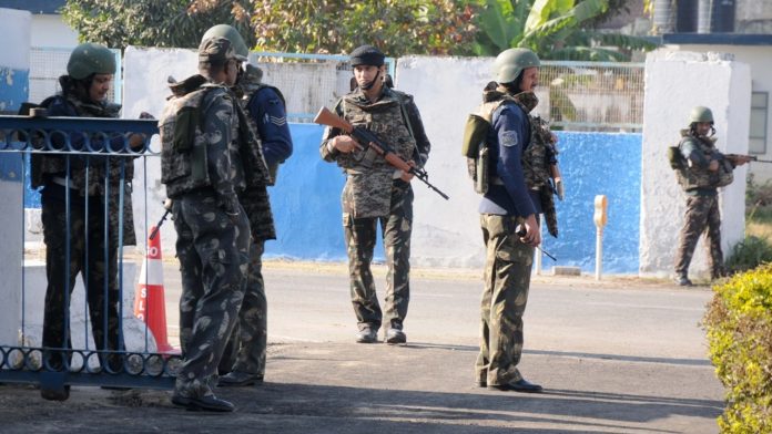high alert as two suspected Pakistani terrorists enter in Pathankot