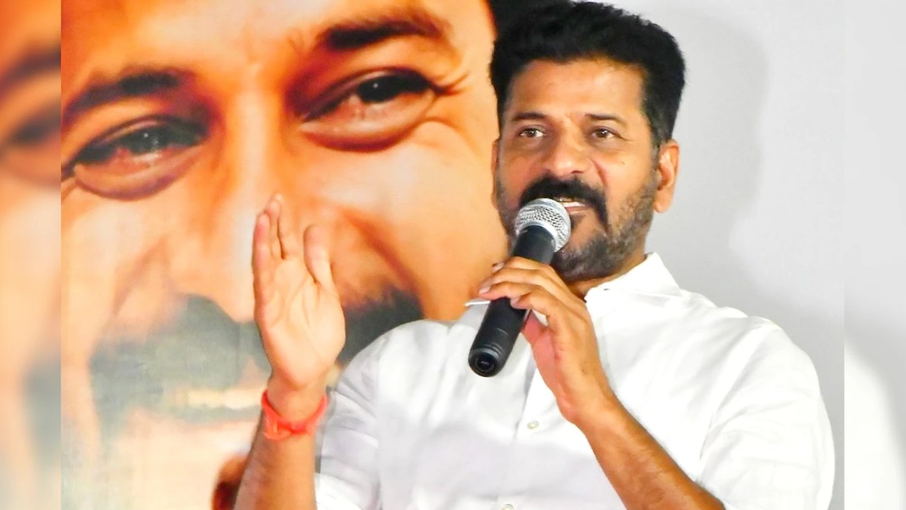 CM Revanth Reddy: నేను కూడా ప్రభుత్వ స్కూల్లోనే చదువుకున్నా: సీఎం రేవంత్ రెడ్డి