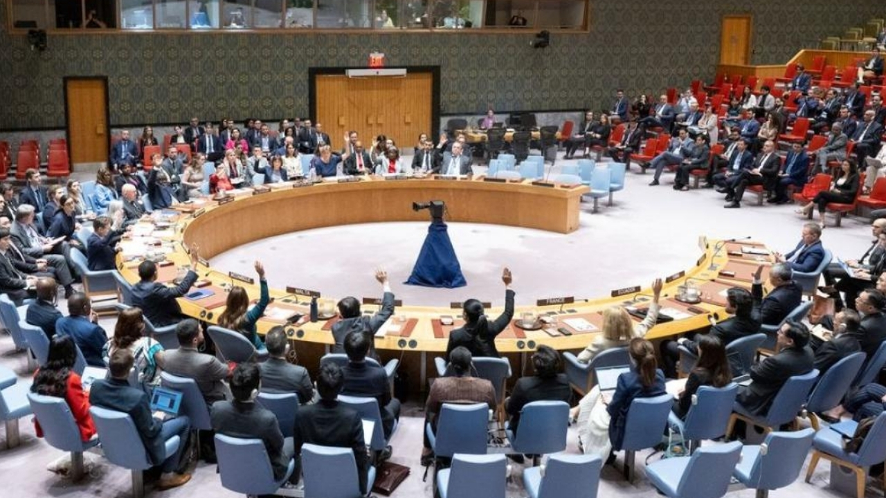 UN Security Council: హమాస్, ఇజ్రాయెల్ మధ్య గత 8 నెలలుగా బీకర పోరు.. కాల్పుల విరమణ ప్రణాళికకు ఆమోదం!