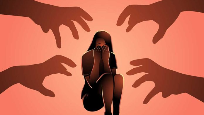 10 arrested or sexual assault of minor girl
