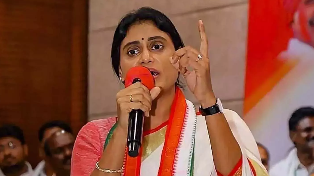 Sharmila on YSR Statues:  వైఎస్సార్ విగ్ర‌హాలు ధ్వంసం.. ష‌ర్మిల ఫైర్‌..!