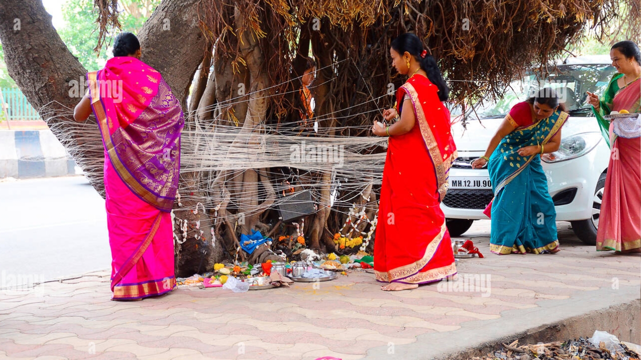 Vat Savitri Purnima: వట్ సావిత్రి పూర్ణిమ రోజున ఈ తప్పులు చేస్తే దరిద్రం వెంటాడుతుంది జాగ్రత్త