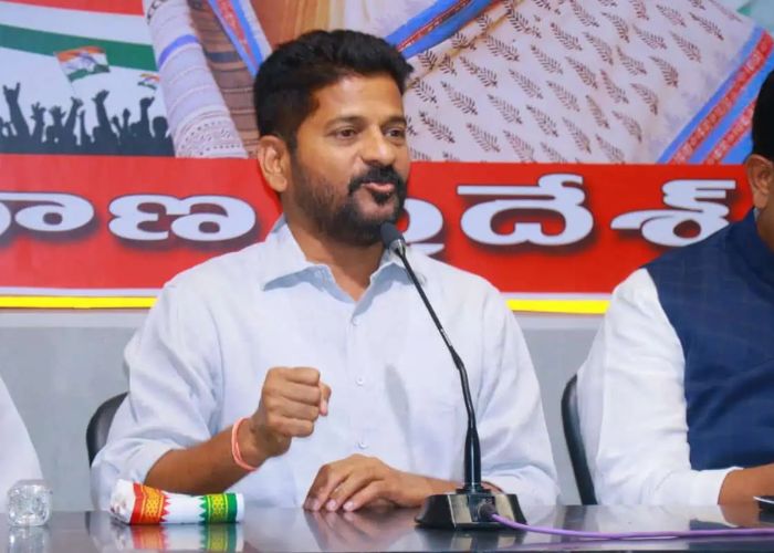 CM Revanth Reddy:  బీజేపీని గెలిపించేందుకు బీఆర్ఎస్ బలిదానం.. ప్రెస్ మీట్‌లో సీఎం రేవంత్ రెడ్డి