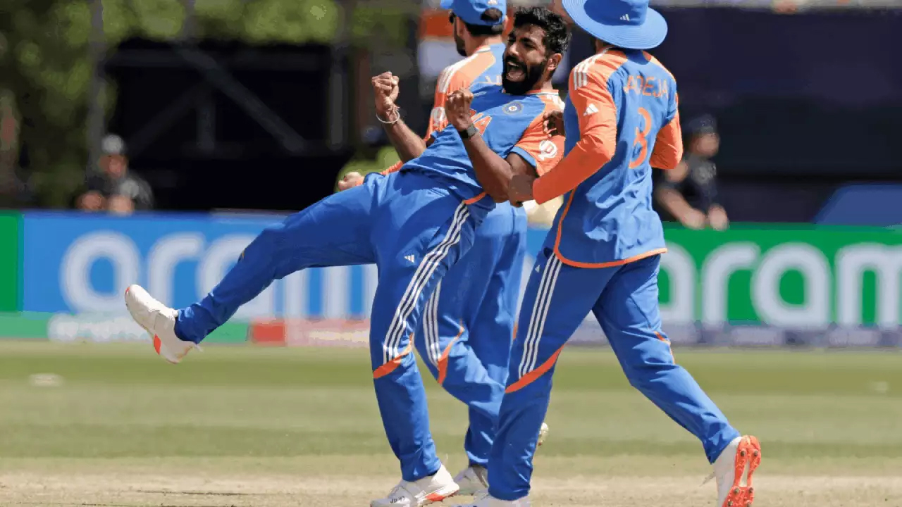 Jasprit Bumrah Bowling: అట్లుంటది.. మనోడితోని.. టీ20 వరల్డ్ కప్ గేమ్ ఛేంజర్ అతడే..!