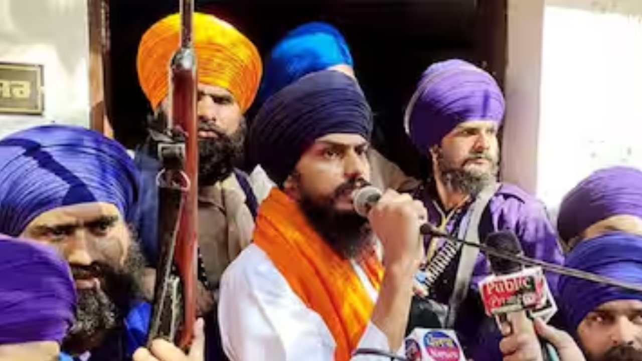 Amritpal Singh: జైలులో ఖైదీగా ఉంటూ స్వతంత్ర అభ్యర్థిగా గెలుపొందిన అమృత్‌పాల్‌