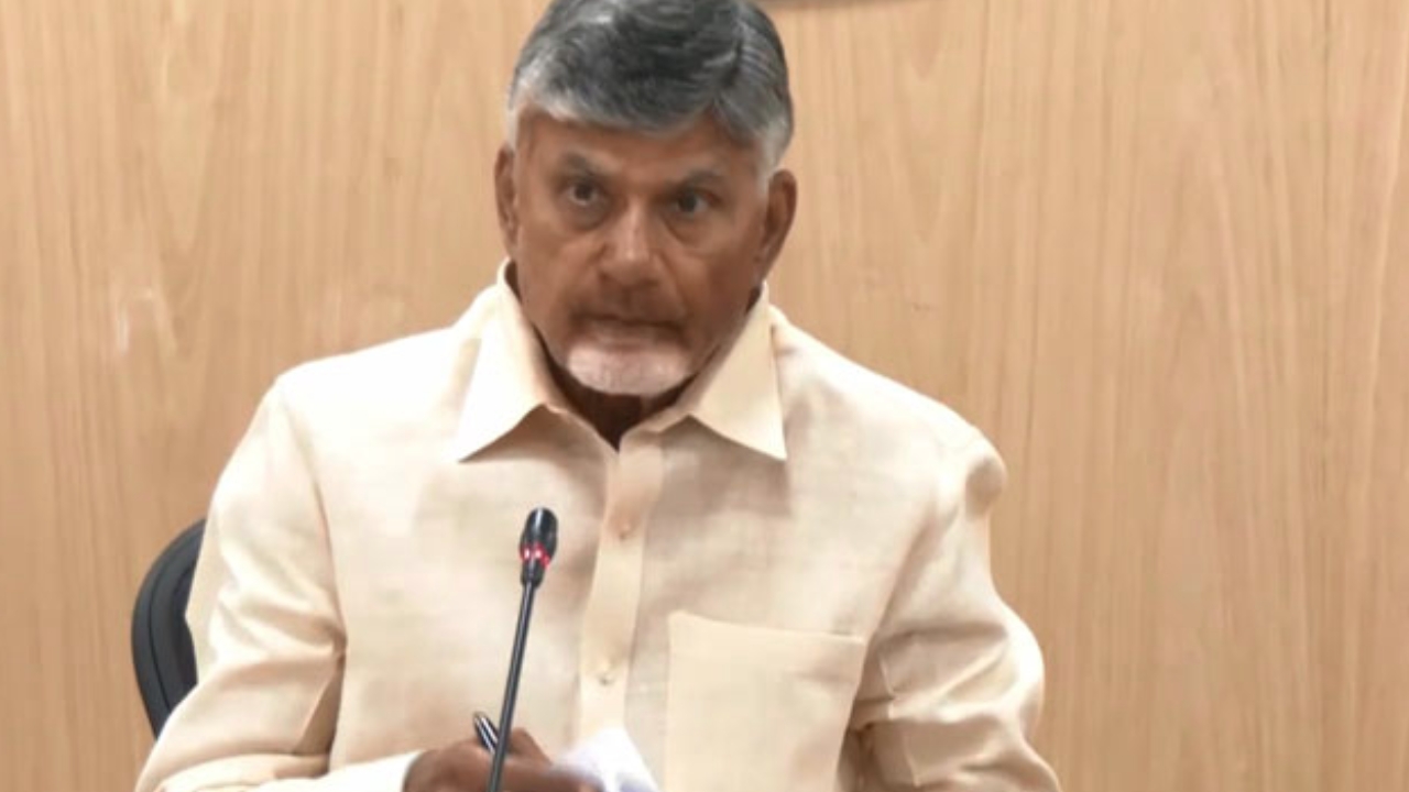 CM Chandrababu Review: ఏపీలో ఎంతమంది పేదవాళ్లు ఉన్నారో తెలుసా..? సీఎం లెక్కల ప్రకారం..