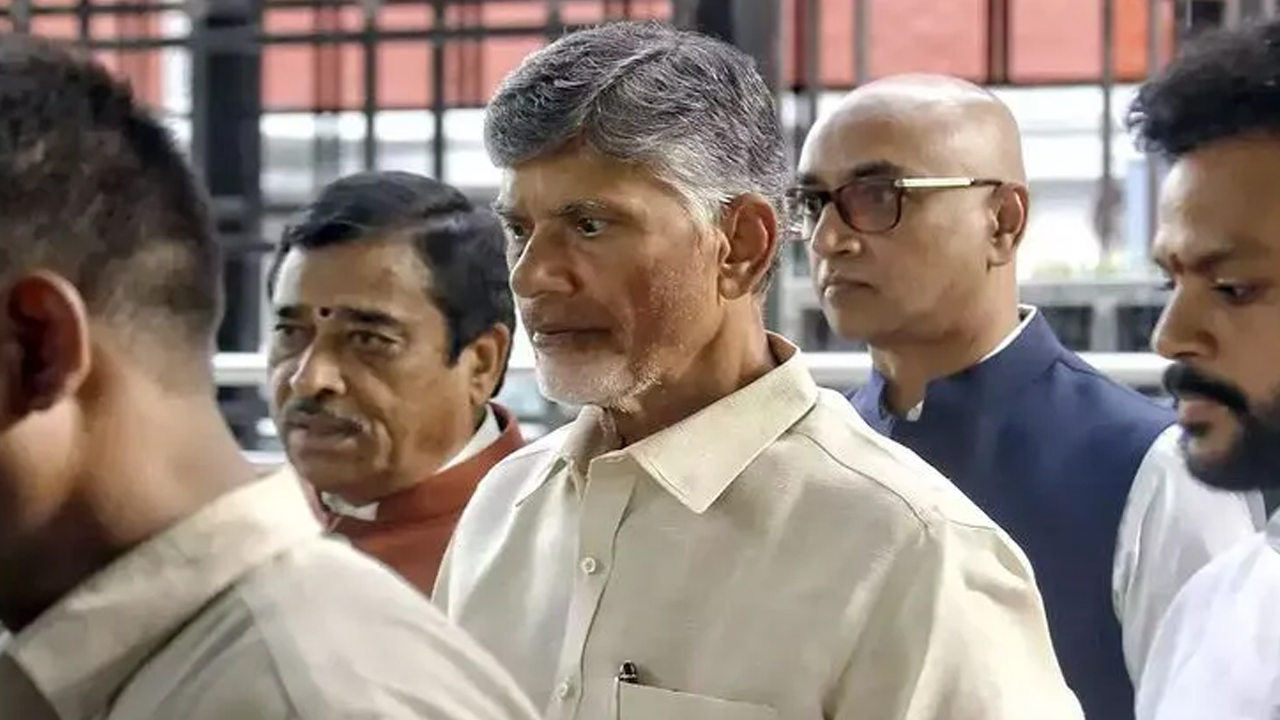 CM Chandrababu Delhi Tour: ఏపీ కేబినెట్ భేటీ.. ఆ తర్వాత ఢిల్లీకి చంద్రబాబు.. ఎందుకు..?