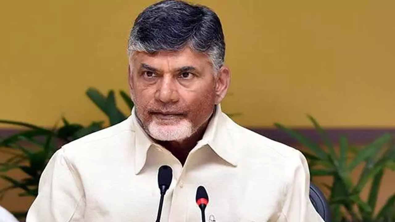 Chandrababu Naidu: రాష్ట్రంలో హింసాకాండను ఉక్కుపాదంతో అణచివేస్తాం.. అసెంబ్లీ ఎగ్గొట్టేందుకు జగన్ ఢిల్లీ డ్రామా