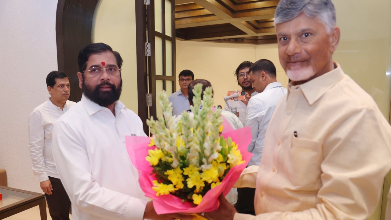 Chandrababu and Eknath Shinde 