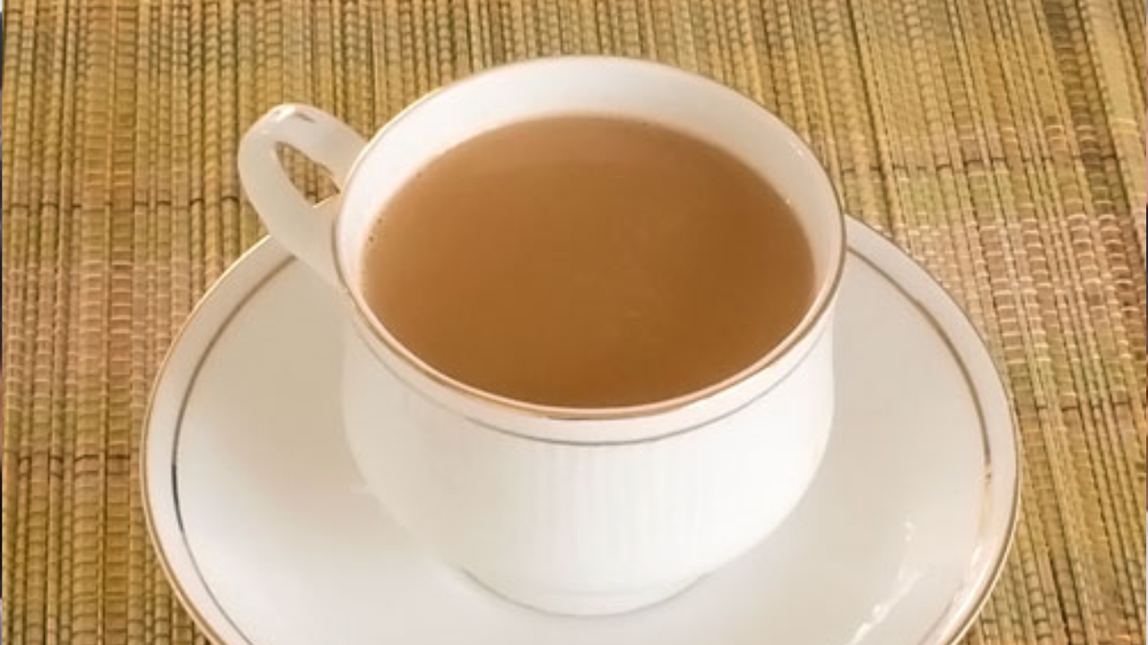 Tea Causes Cancer: ఆహా.. అని లొట్టలేసుకుంటూ టీ తాగుతున్నారా.. క్యాన్సర్ వచ్చే ప్రమాదం ఉంది జాగ్రత్త..!