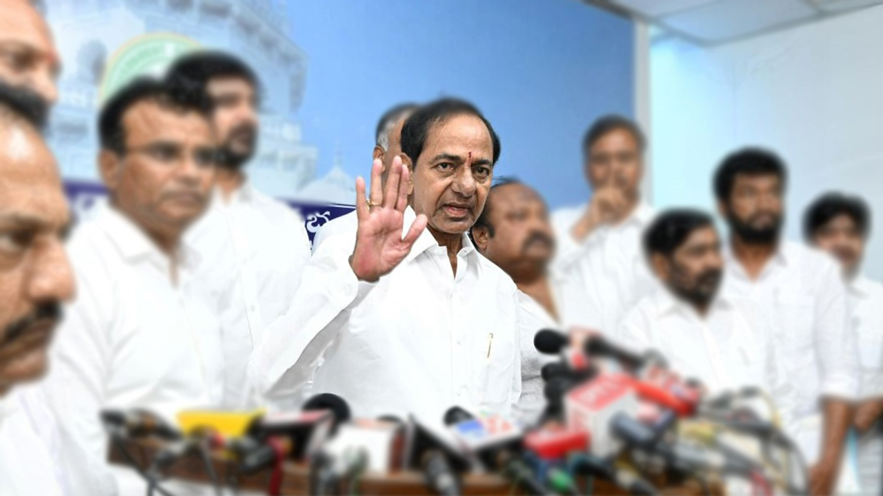 KCR Silent on why?: ఆ విషయంలో కేసీఆర్ ఎందుకు సైలెంట్?