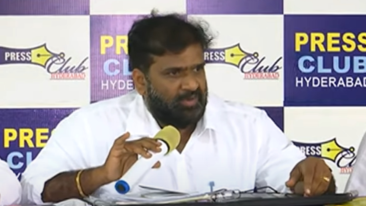 Shanthi’s husband Madhan Press meet: శాంతికి పుట్టిన మగబిడ్డ ఎవరికి పుట్టాడో తేల్చాలి: భర్త మదన్