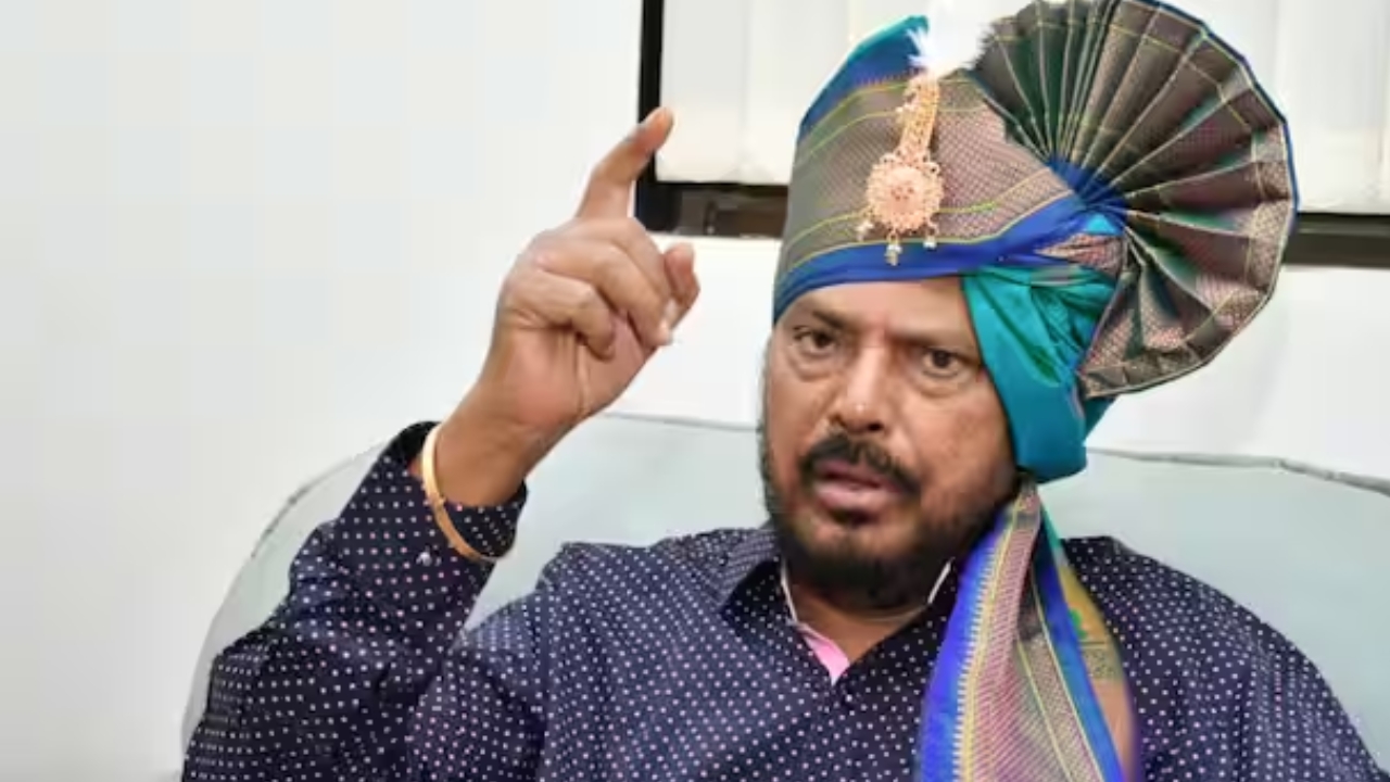 Ramdas Athawale: ప్రైయివేట్ రంగ రిజర్వేషన్లపై కేంద్రమంత్రి సంచలన వ్యాఖ్యలు