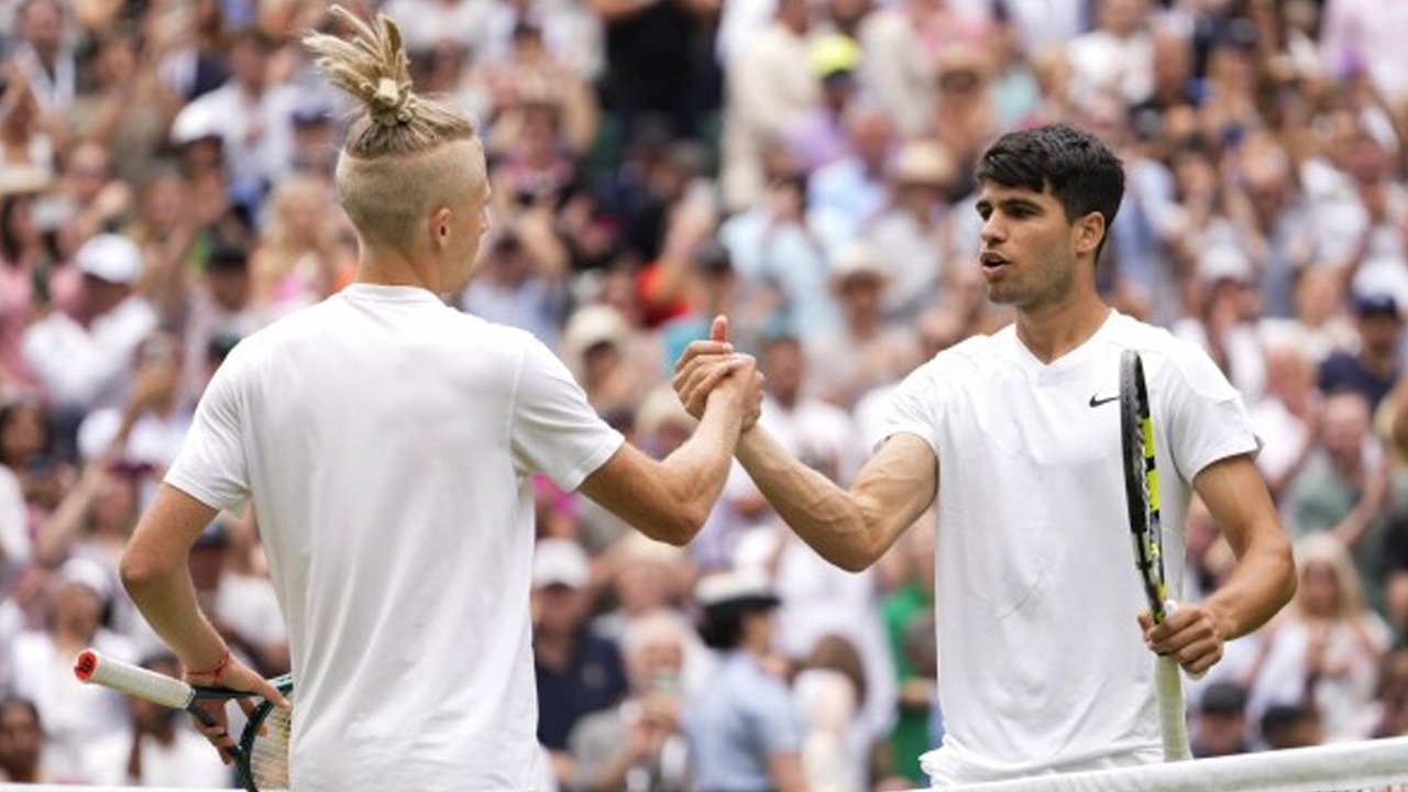 Wimbledon 2024 Alcaraz win: వింబుల్డన్ టోర్నీ.. టాప్ సీడ్ ఆటగాళ్లు ముందంజ, సెకండ్ రౌండ్‌లో అల్కరాస్