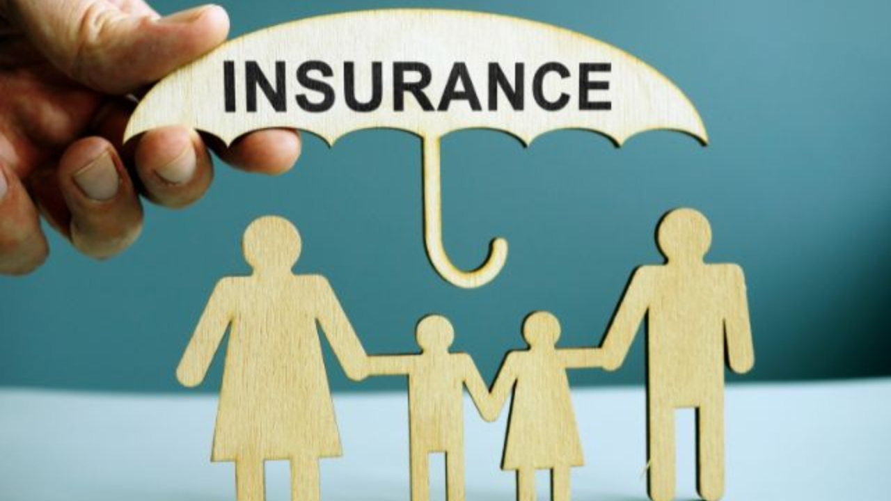 Insurance Policy Tips: ఆరోగ్య బీమా ఎందుకు తీసుకోవాలి.. లేదంటే జీవితంలో ఏం జరుగుతుంది!