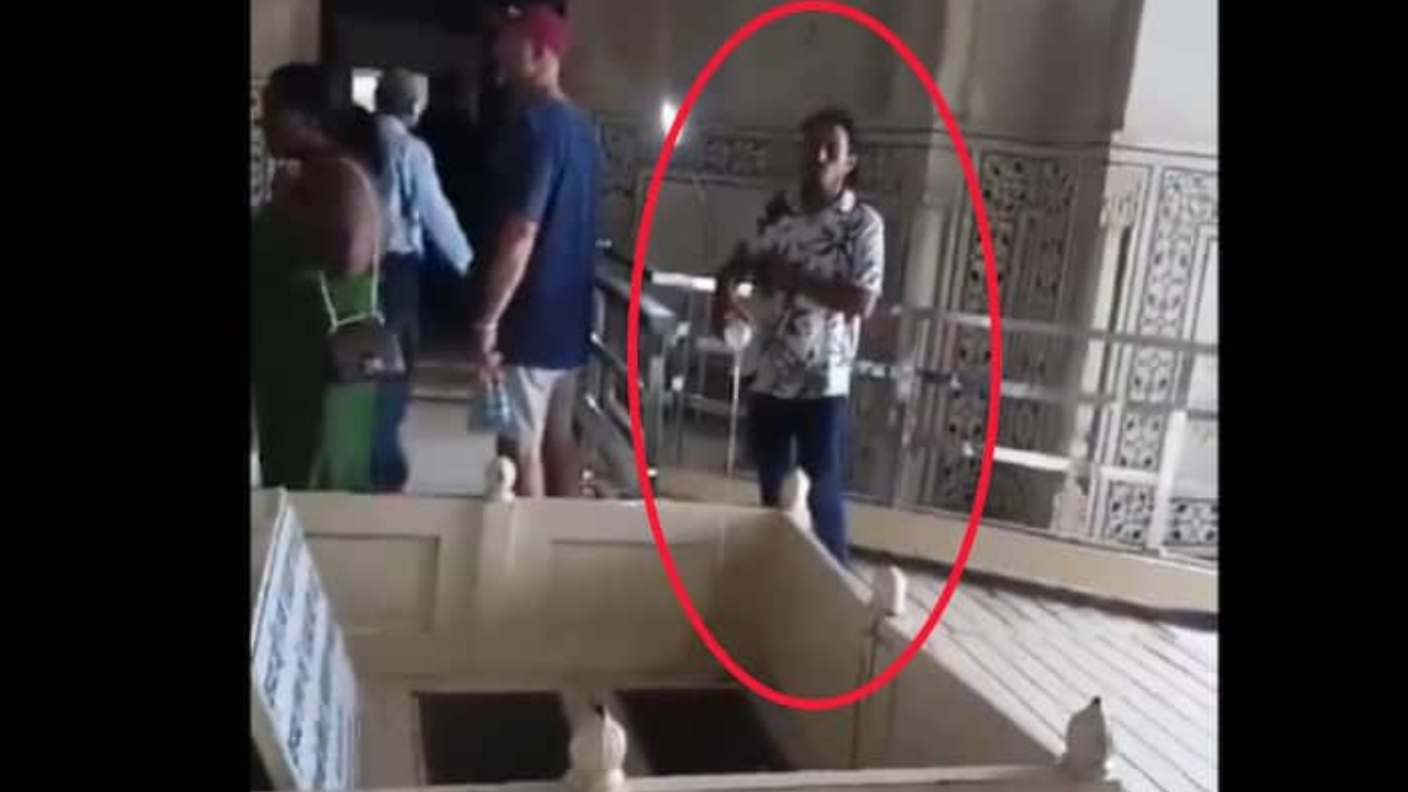 Taj Mahal Viral Video: తాజ్ మహల్‌లో గంగాజలం సమర్పించిన వీడియో వైరల్.. ఇద్దరు అరెస్ట్