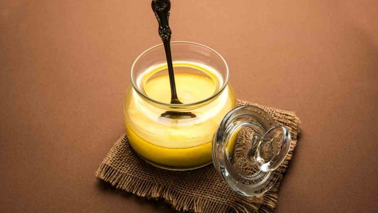 Ghee Benefits: ప్రతీరోజూ నెయ్యి ఎంత తీసుకుంటే ఆరోగ్యానికి మంచిదో తెలుసా..?