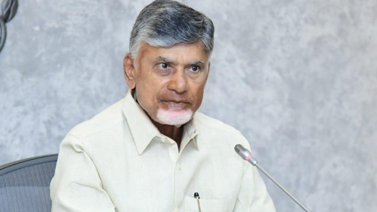 CM Chandrababu react: ముంబై నటి వ్యవహారం.. సీఎం చంద్రబాబు రియాక్ట్, అదొక  వై‘కామ’ పార్టీ అంటూ..