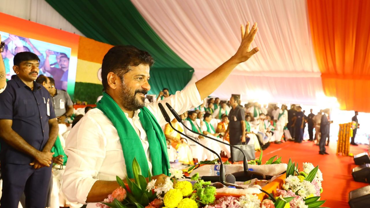 CM Revanth Reddy: 8 నెలల రేవంత్ సర్కారు పనితీరుపై సర్వే.. ప్రజలు ఏమనుకుంటున్నారంటే..?