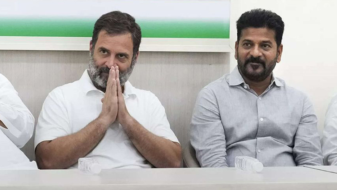 CM Revanth Reddy:  ఢిల్లీకి సీఎం రేవంత్‌రెడ్డి, ఈ రెండు పనుల కోసం కూడా..