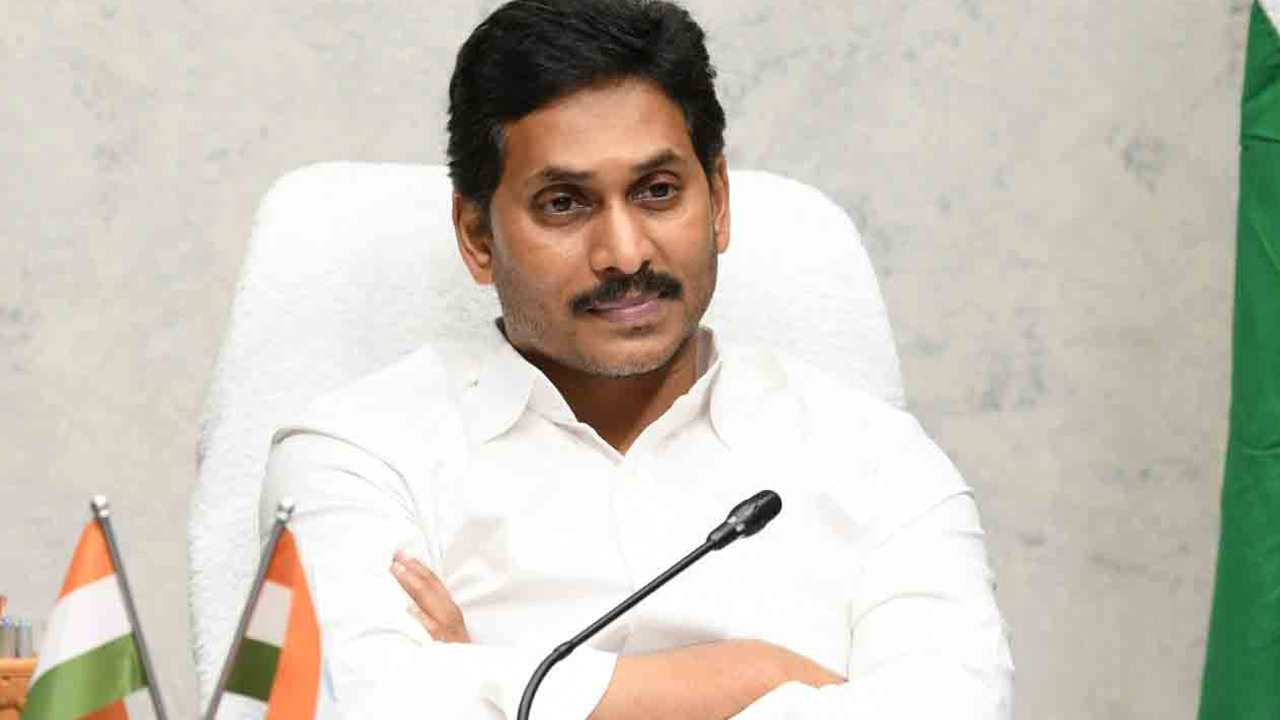 Jagan: జగన్‌ ప్లాన్ రివర్స్.. 9 ఎంపీల ఝలక్?.. చంద్రబాబు స్కెచ్ మామూలుగా లేదుగా