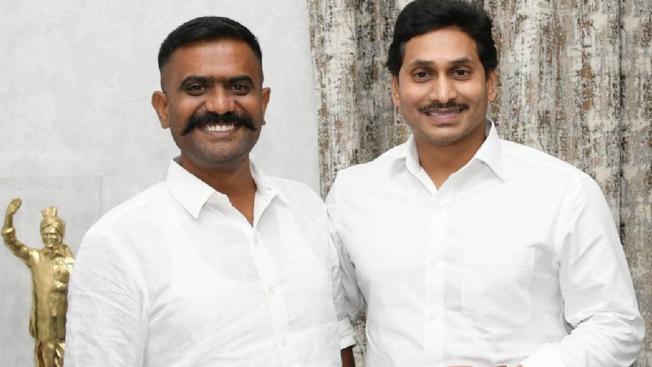 Kethireddy comments: వైసీపీలో ఏం జరుగుతోంది? జగన్ కంటే కేతిరెడ్డి బెటర్..