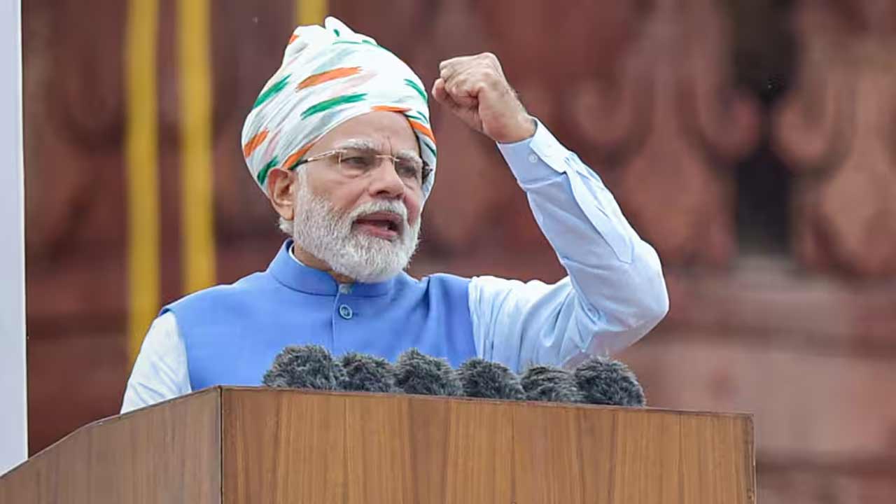 PM Modi Independence Day Record: మాజీ ప్రధాని జవహర్ లాల్ నెహ్రూ రికార్డ్‌ను సమం చేసిన ప్రధాని మోదీ..