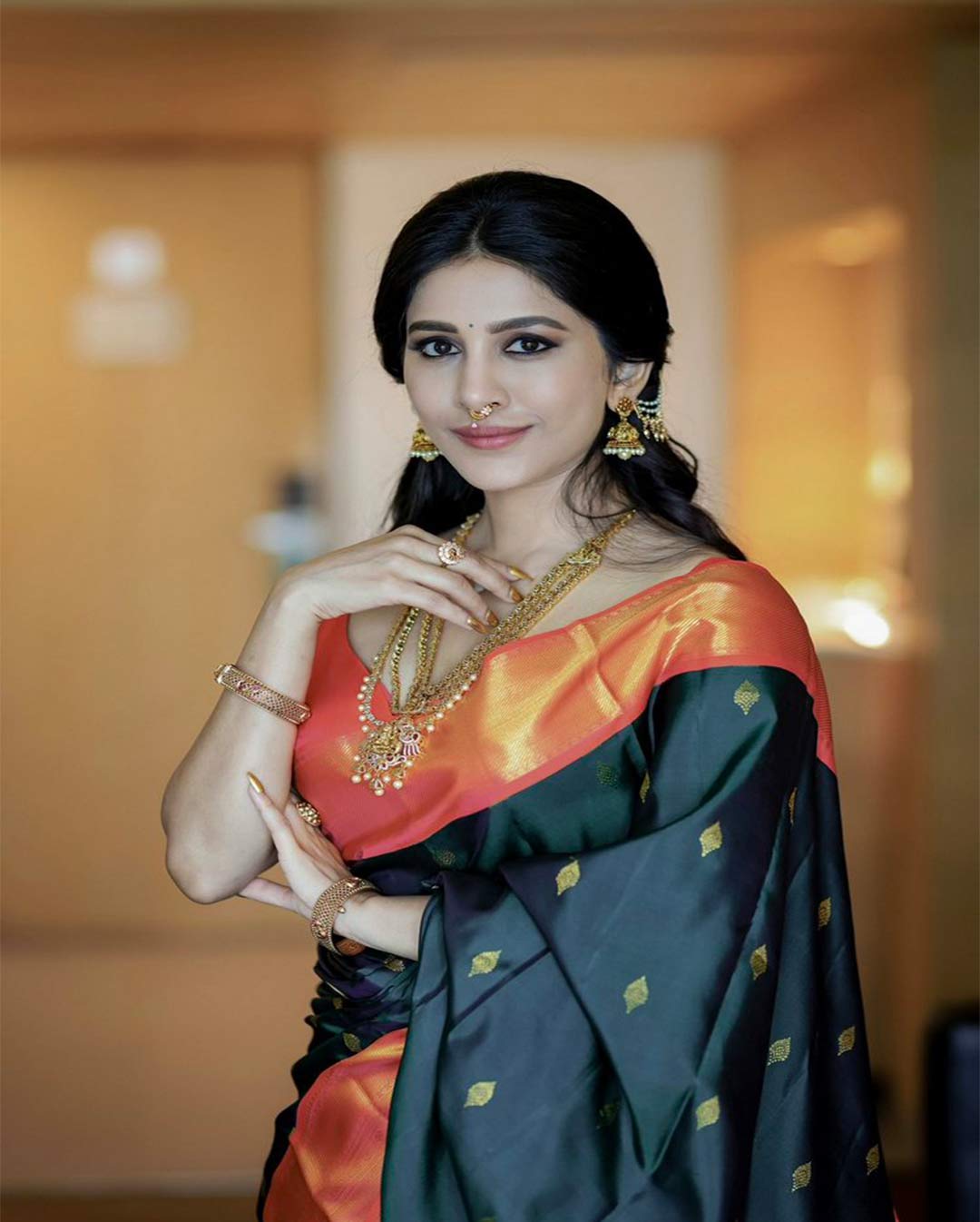 Nabha Natesh In Saree| ఇస్మార్ట్ బ్యూటీ నభా నతేష్.. చీరకట్టులో ఎంత అందంగా ఉందో!..