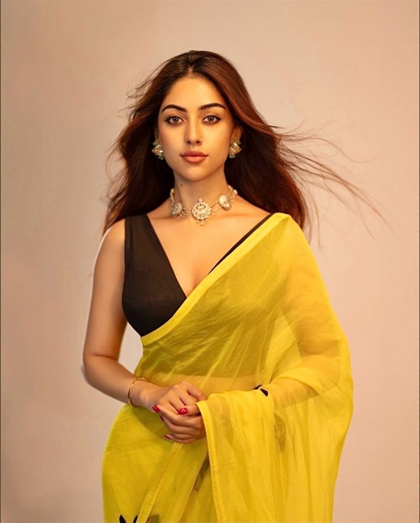 Anu Emmanuel Beautiful Saree Photos