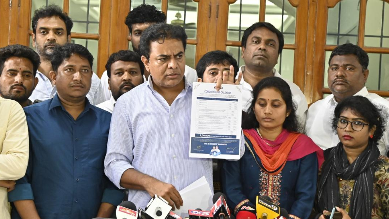 KTR Job calendar: బూతులు తిట్టినా అదే పని చేస్తానంటున్నకేటీఆర్