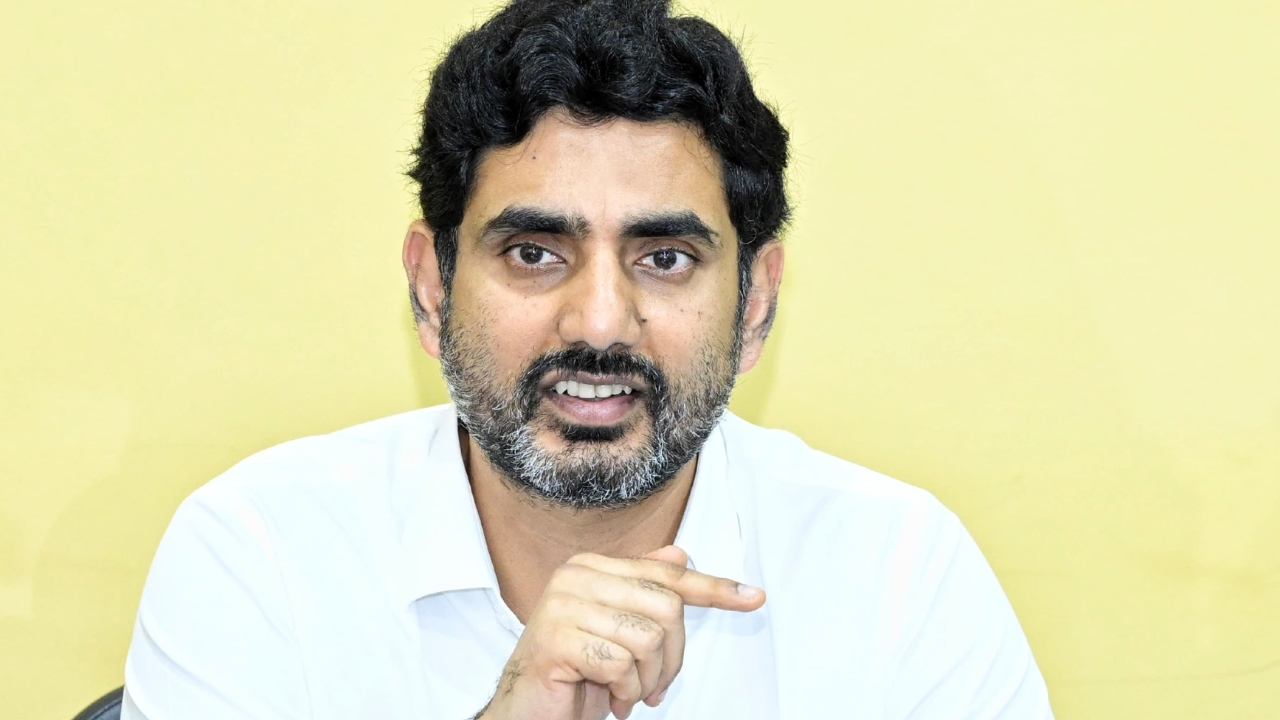 Nara Lokesh: విద్యాశాఖ అధికారులతో లోకేశ్ సమీక్ష.. కీలక ఆదేశాలు జారీ