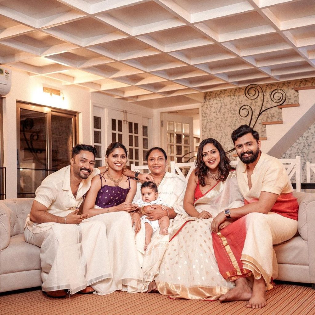 AmalaPaul introduces son Ilai