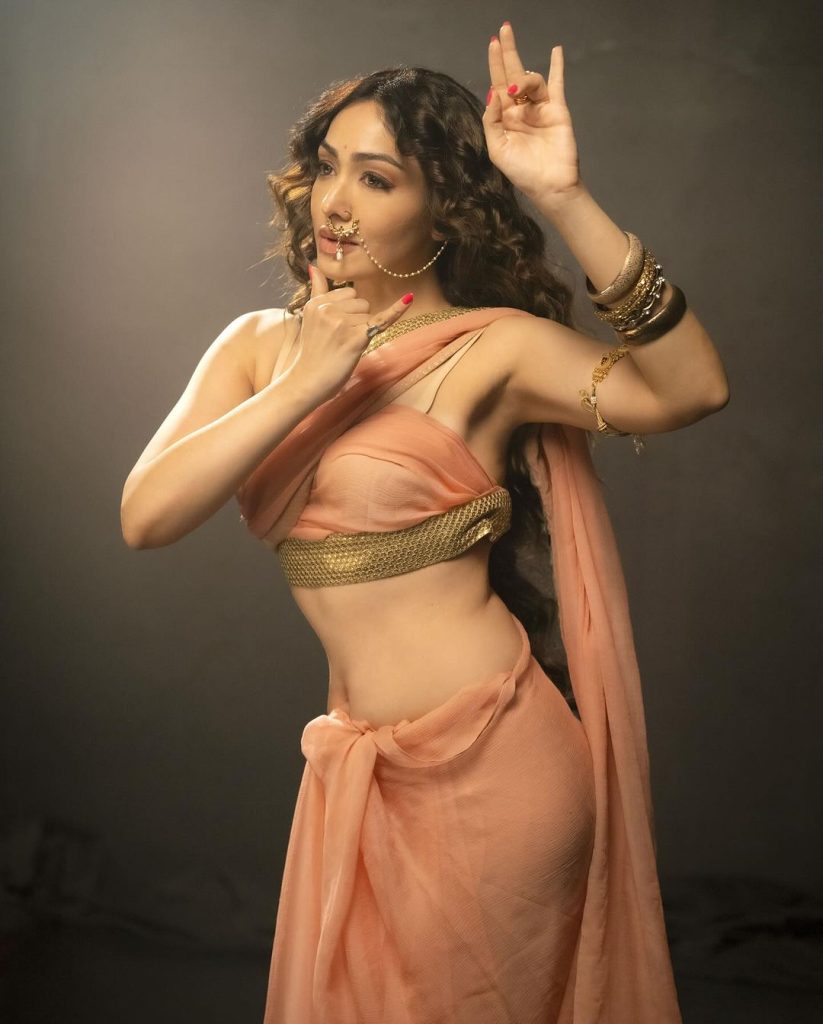 Khushali Kumar 